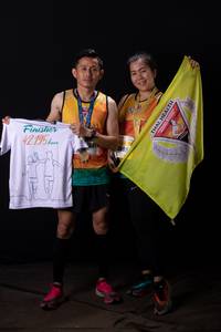 BIB: 42195
                            <button type="button" onclick="openModal(8872124)" class="btn btn-primary btn-sm float-right btn-popup" data-toggle="modal" data-target=".modal-high-quality">
                        <i class="fas fa-shopping-cart"></i> Add to Cart
                    </button>
                                            <button type="button" onclick="isThisMe(8872124, true)" class="btn btn-success btn-sm float-right btn-popup btn-isme hidden" data-toggle="tooltip" data-placement="bottom" title="นี่คือรูปของคุณใช่ไหม คลิกที่นี่เพื่อเอาเข้าอัลบั้ม">
                        <i class="fas fa-plus"></i> Add to album
                    </button>
                    <button type="button" onclick="isThisMe(8872124, false)" class="btn btn-warning btn-sm float-right btn-popup btn-isnotme hidden">
                        <i class="fas fa-ban"></i> Remove from album
                    </button>